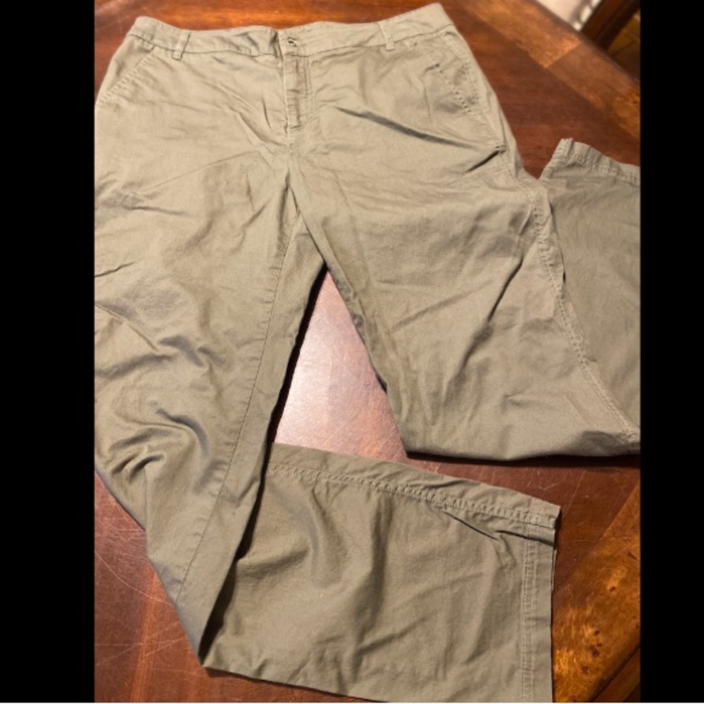 Pendleton Olive Green Women's Straight-Leg Trousers